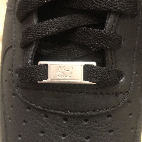 Supreme Nike AF1 - Picture 2 of 6